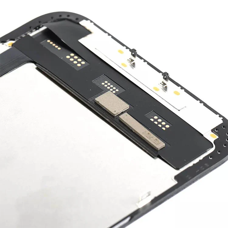 14 Plus LCD ekranları