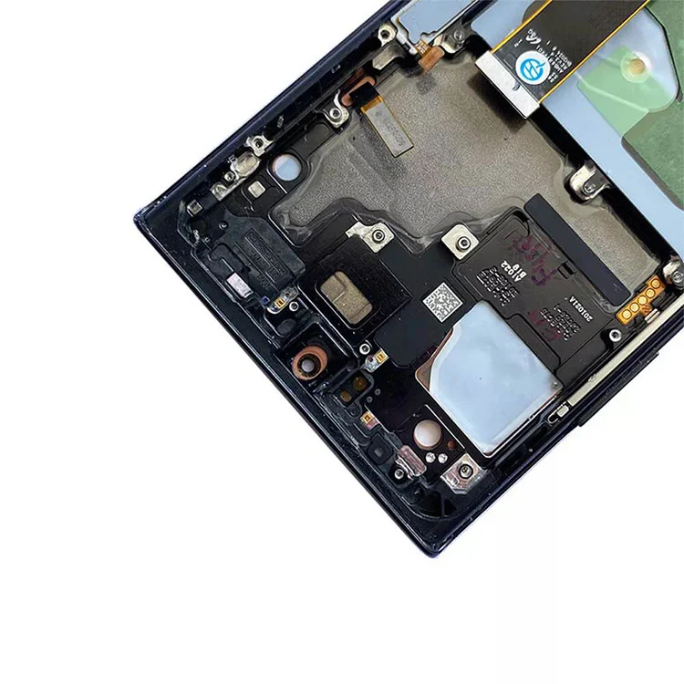 Qeyd 20 Ultra LCD ekranlar